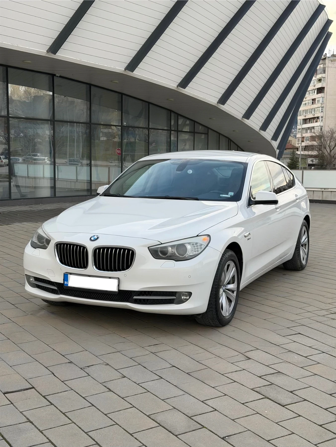 BMW 5 Gran Turismo 3.0D Xdrive| �������� ����������� | Mobile.bg � ����������� 1