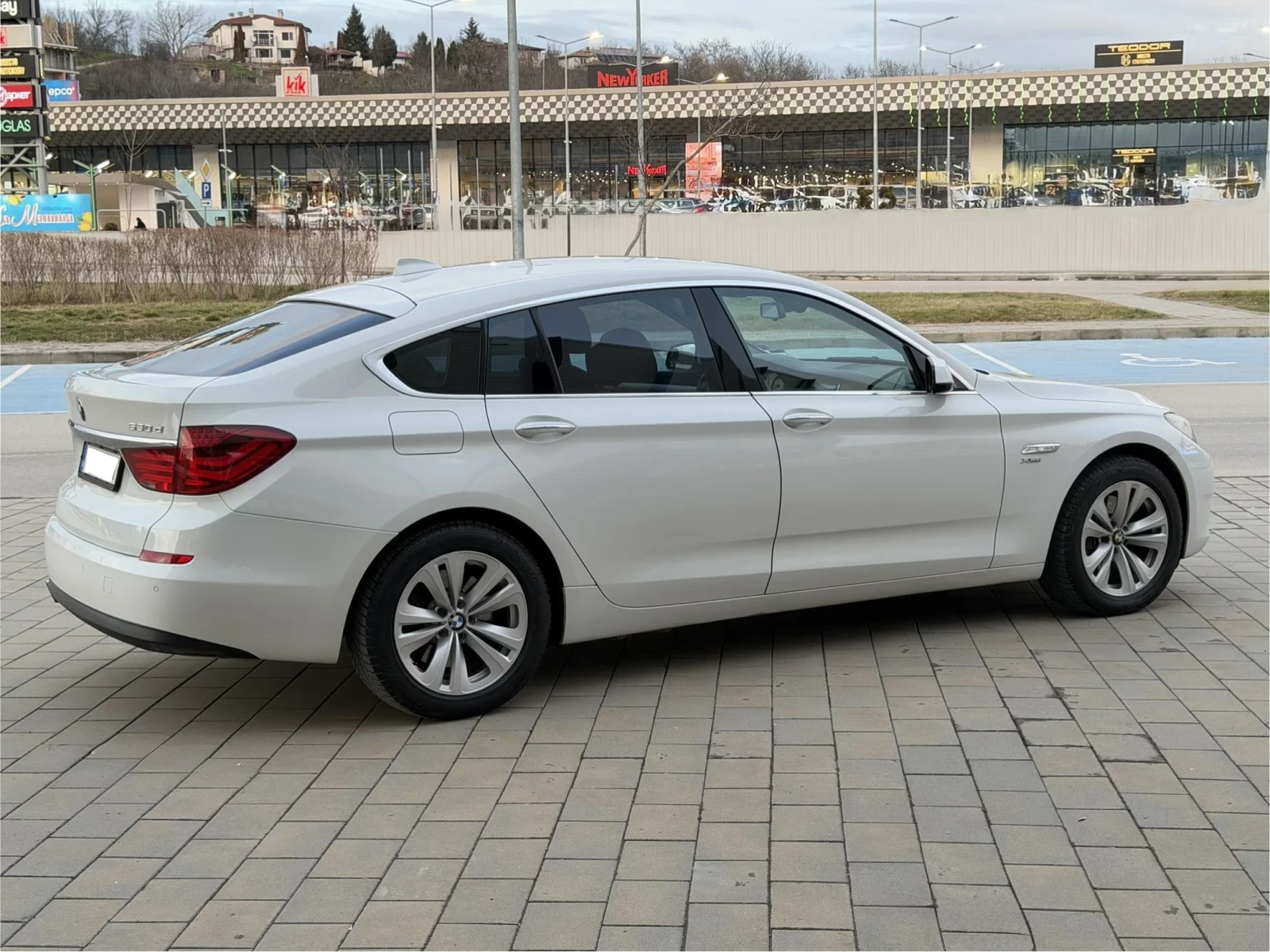 BMW 5 Gran Turismo 3.0D Xdrive| въздушни възглавници - изображение 6
