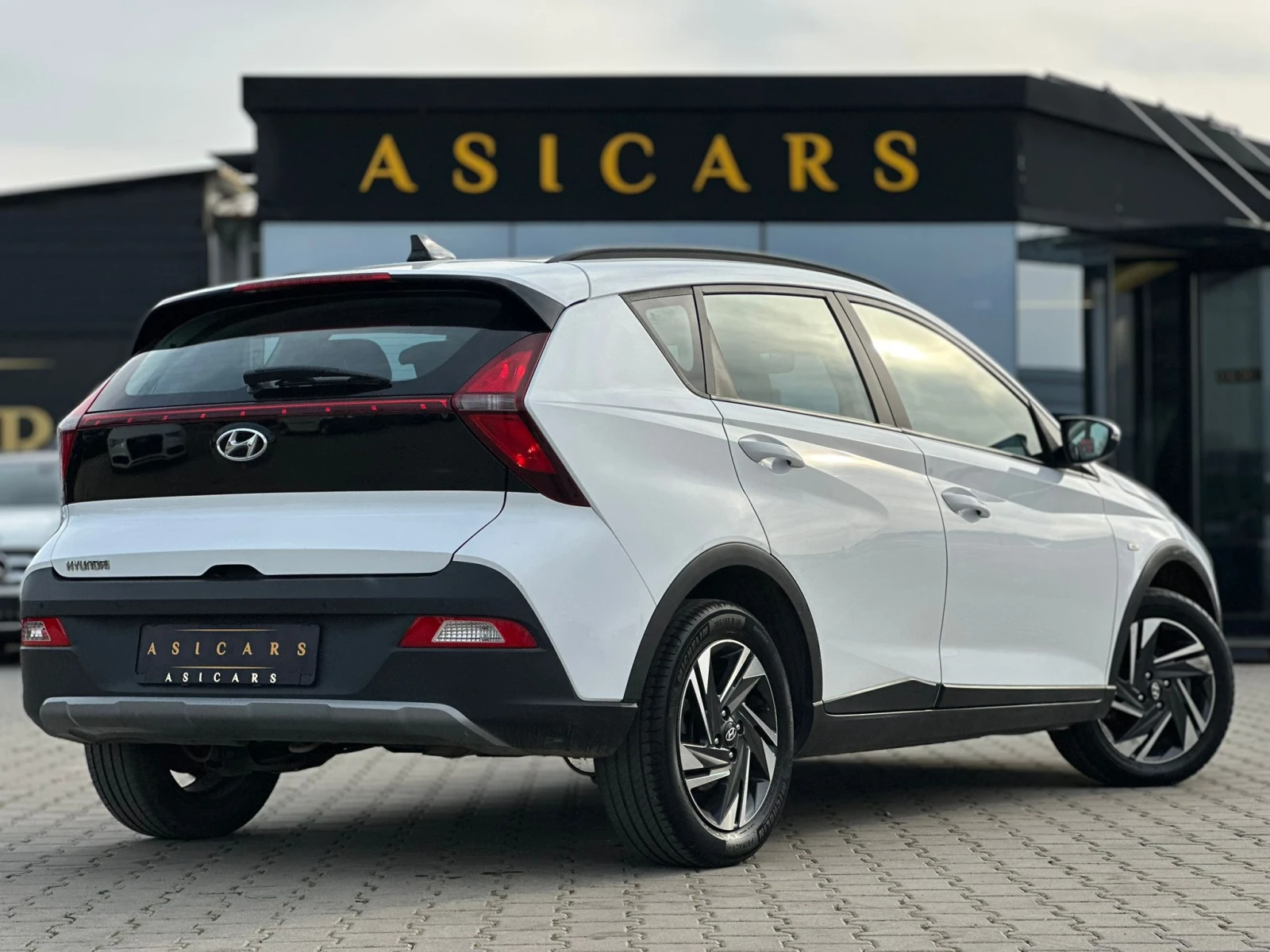 Hyundai Bayon / HYBRID / DIGITAL / TOP /, снимка 5 - Автомобили и джипове - 53710255