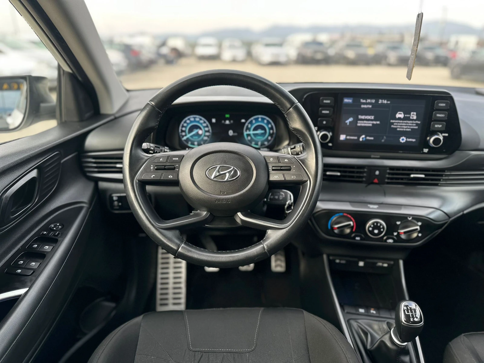 Hyundai Bayon / HYBRID / DIGITAL / TOP /, снимка 14 - Автомобили и джипове - 53710255