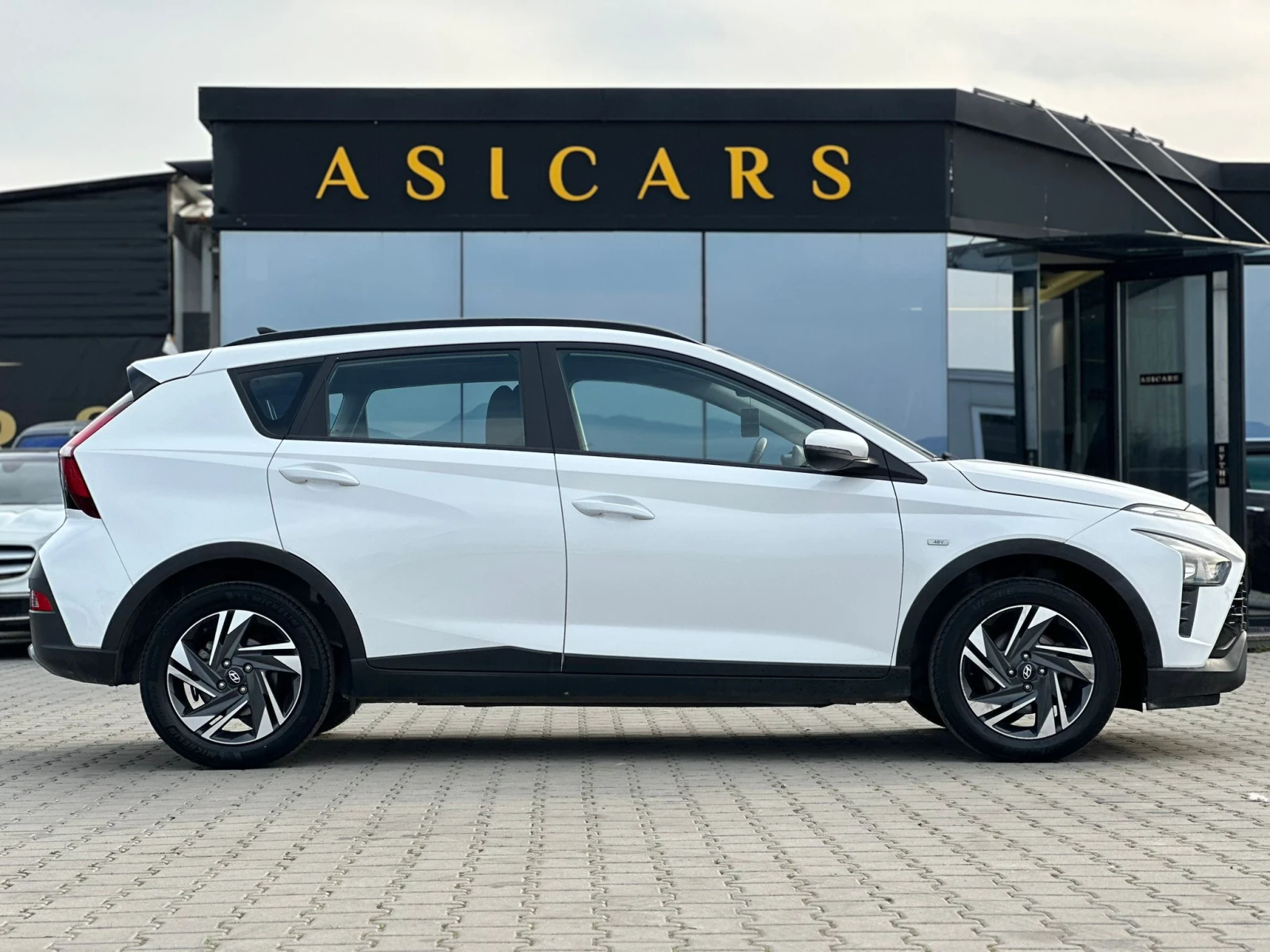 Hyundai Bayon / HYBRID / DIGITAL / TOP /, снимка 6 - Автомобили и джипове - 53710255