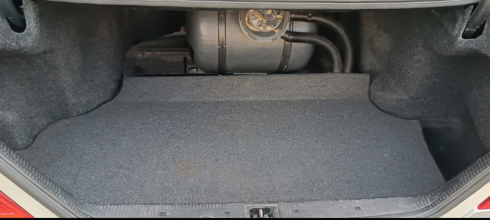 Mercedes-Benz C 200, снимка 9 - Автомобили и джипове - 53771170