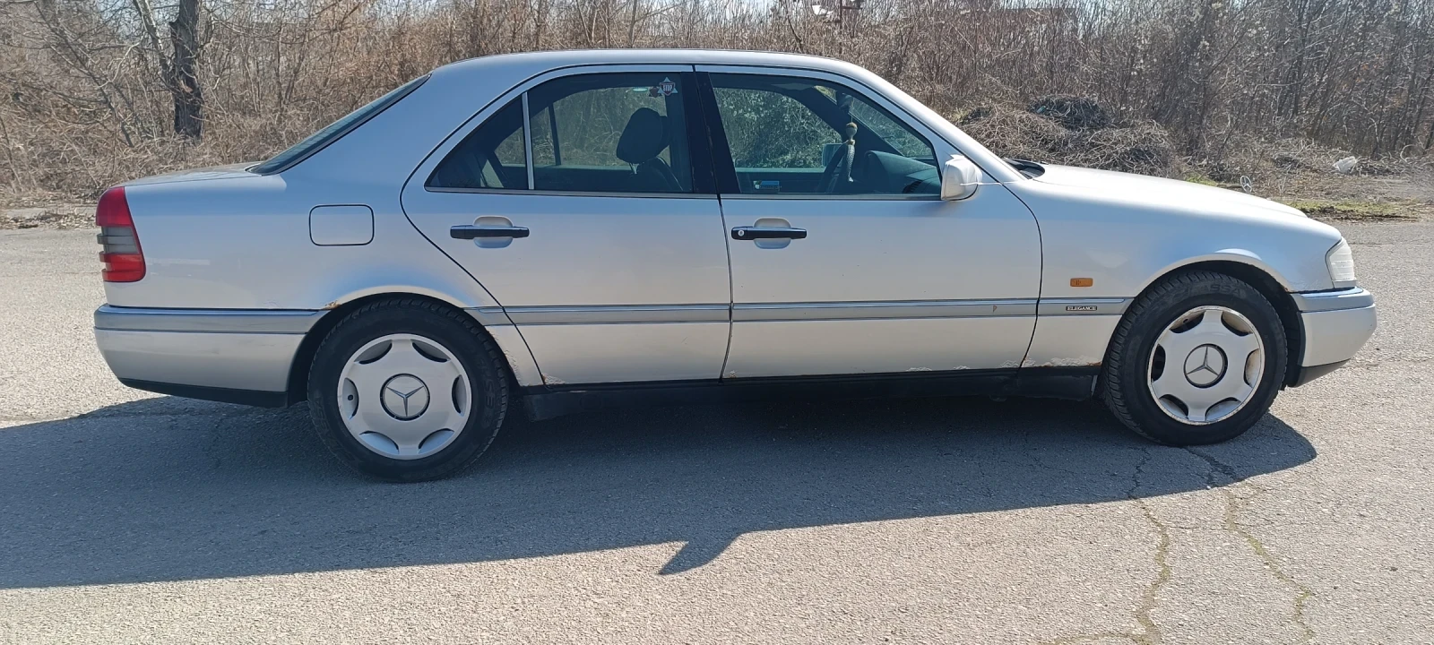 Mercedes-Benz C 200, снимка 4 - Автомобили и джипове - 53771170