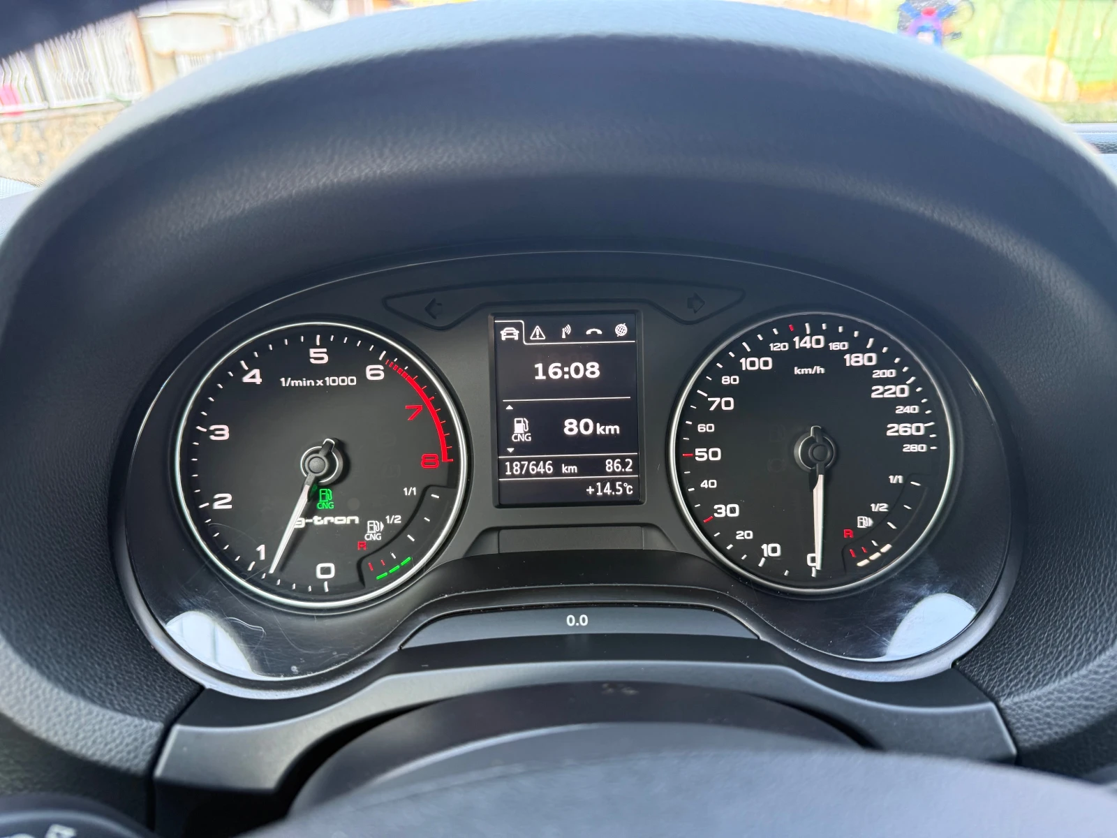 Audi A3 1.4 G-tron Navi-Parktronik, снимка 13 - Автомобили и джипове - 53865673