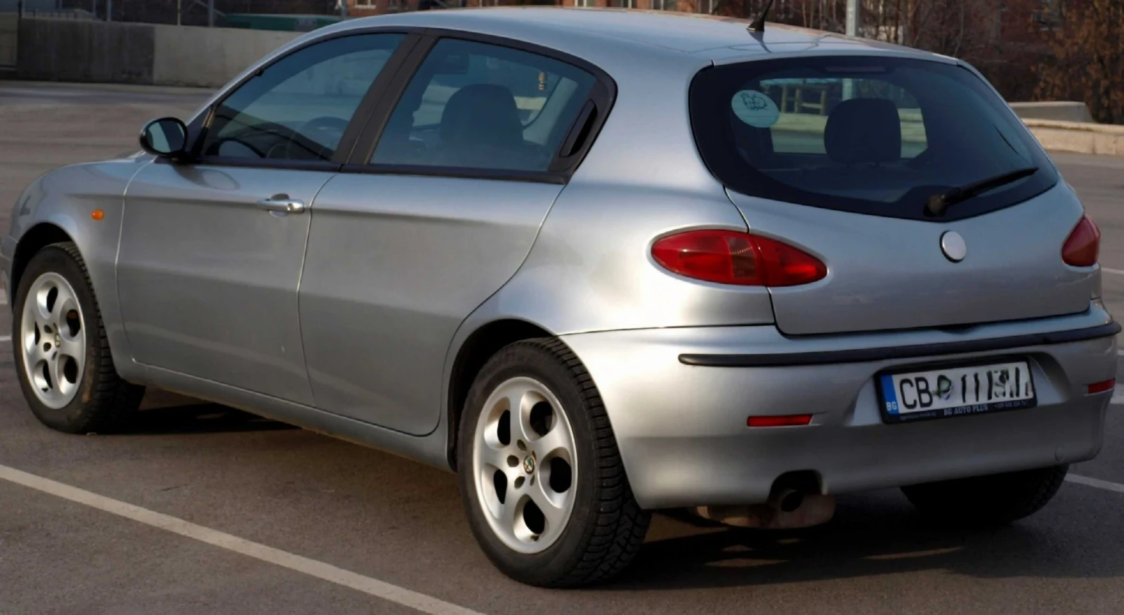 Alfa Romeo 147 1.6i , снимка 2 - Автомобили и джипове - 53991048