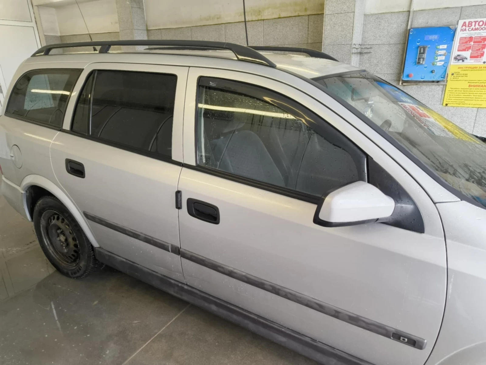 Opel Astra, снимка 3 - Автомобили и джипове - 54033325