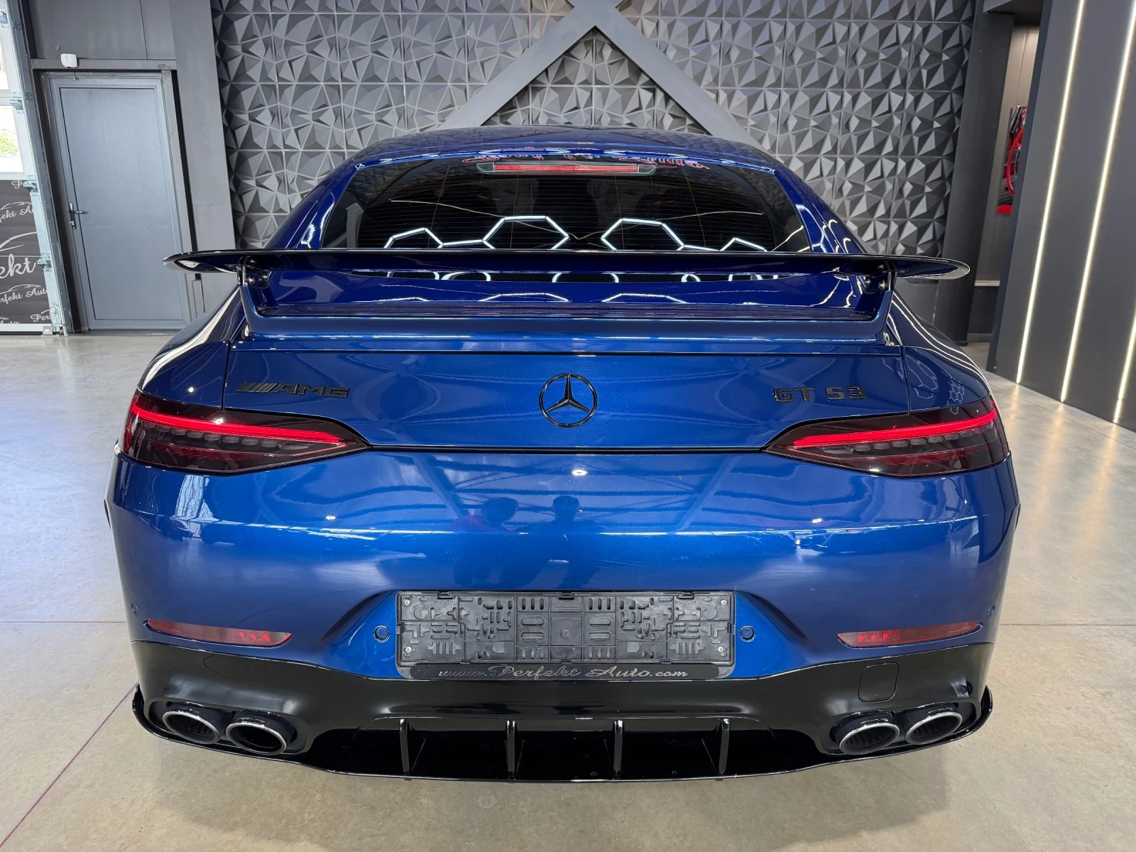 Mercedes-Benz GT AMG 53 4 MATIC * FULL Екстри* BURMESTER * HEAD UP , снимка 4 - Автомобили и джипове - 54228823