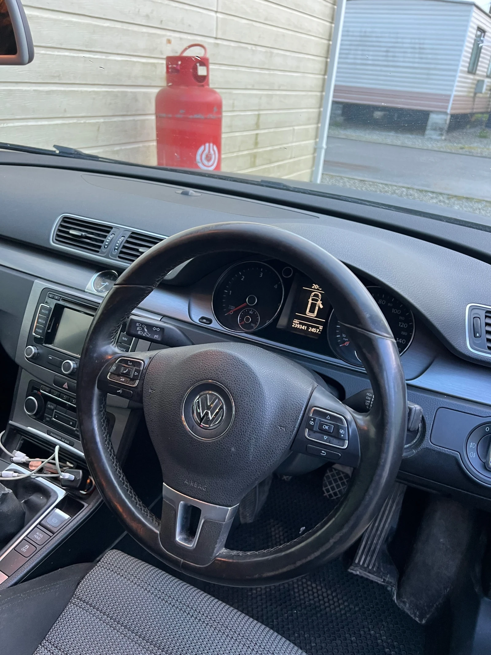 VW Passat B7, снимка 4 - Автомобили и джипове - 54588126