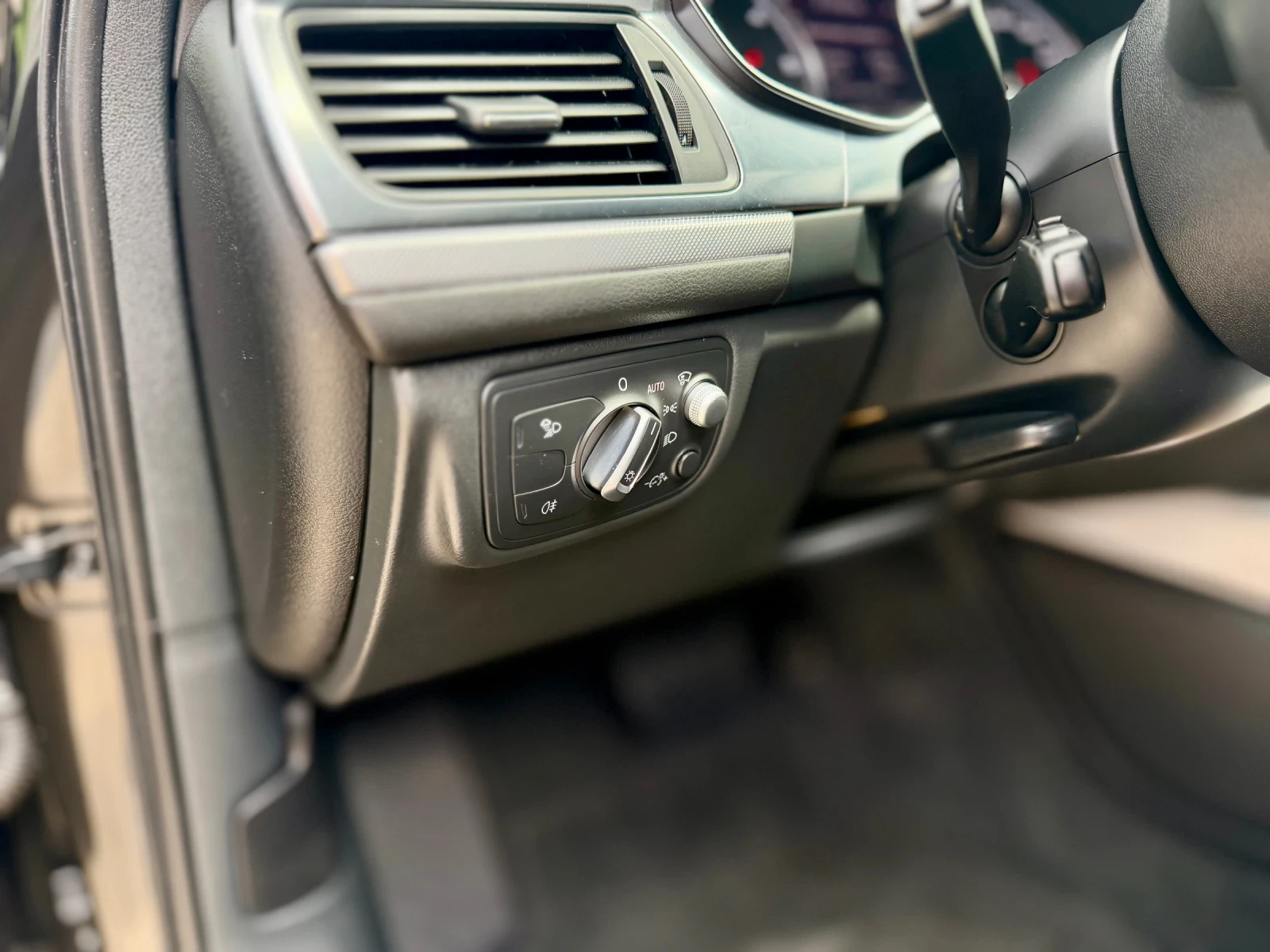 Audi A6 Allroad * DISTRINIC* HUD* KEYLESS* BOSE* FULL, снимка 12 - Автомобили и джипове - 54808483