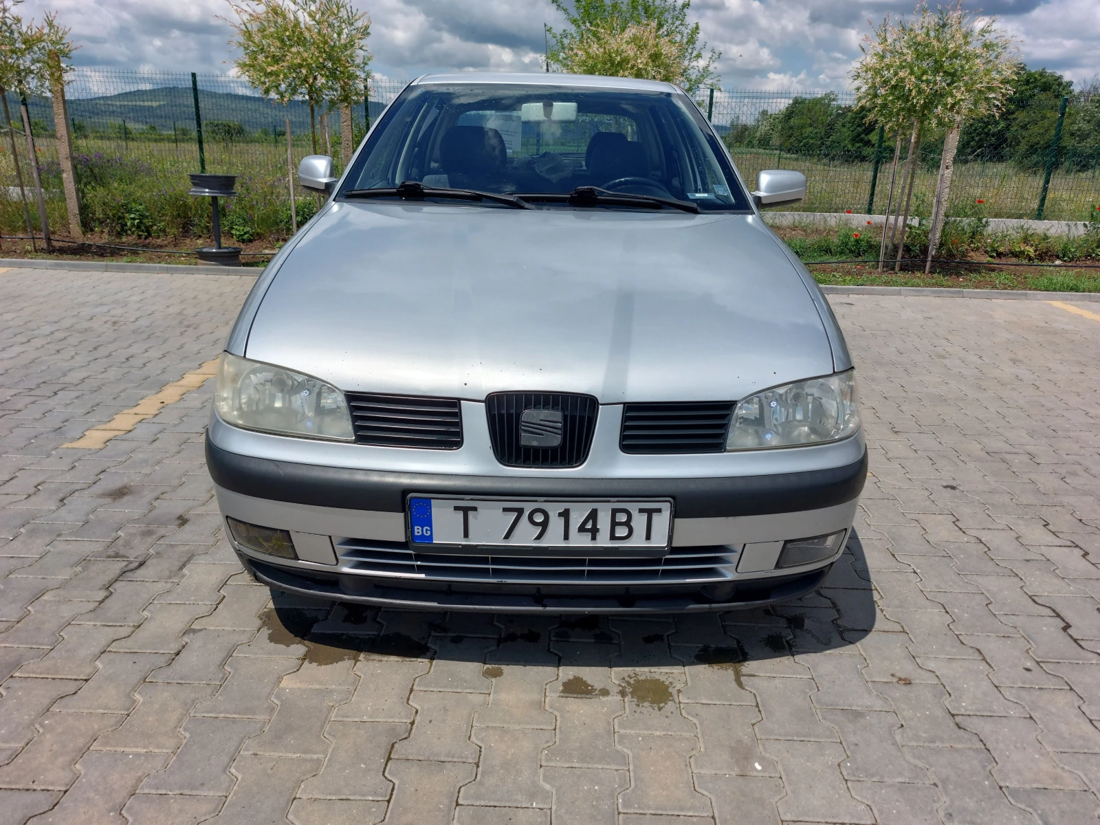 Seat Ibiza MPI, снимка 3 - Автомобили и джипове - 55184033