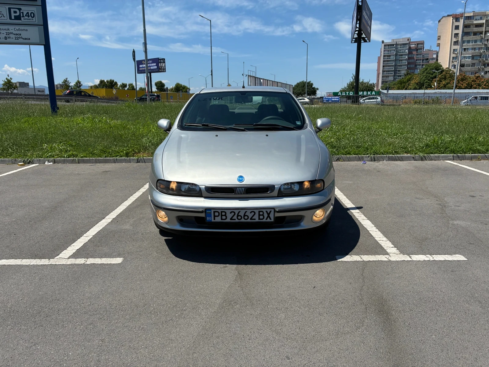 Fiat Marea 1.6 БЕНЗИН 4ВРАТИ КЛИМАТИК РЕГИСТРИРАНА ОБСЛУЖЕНА, снимка 7 - Автомобили и джипове - 55629807
