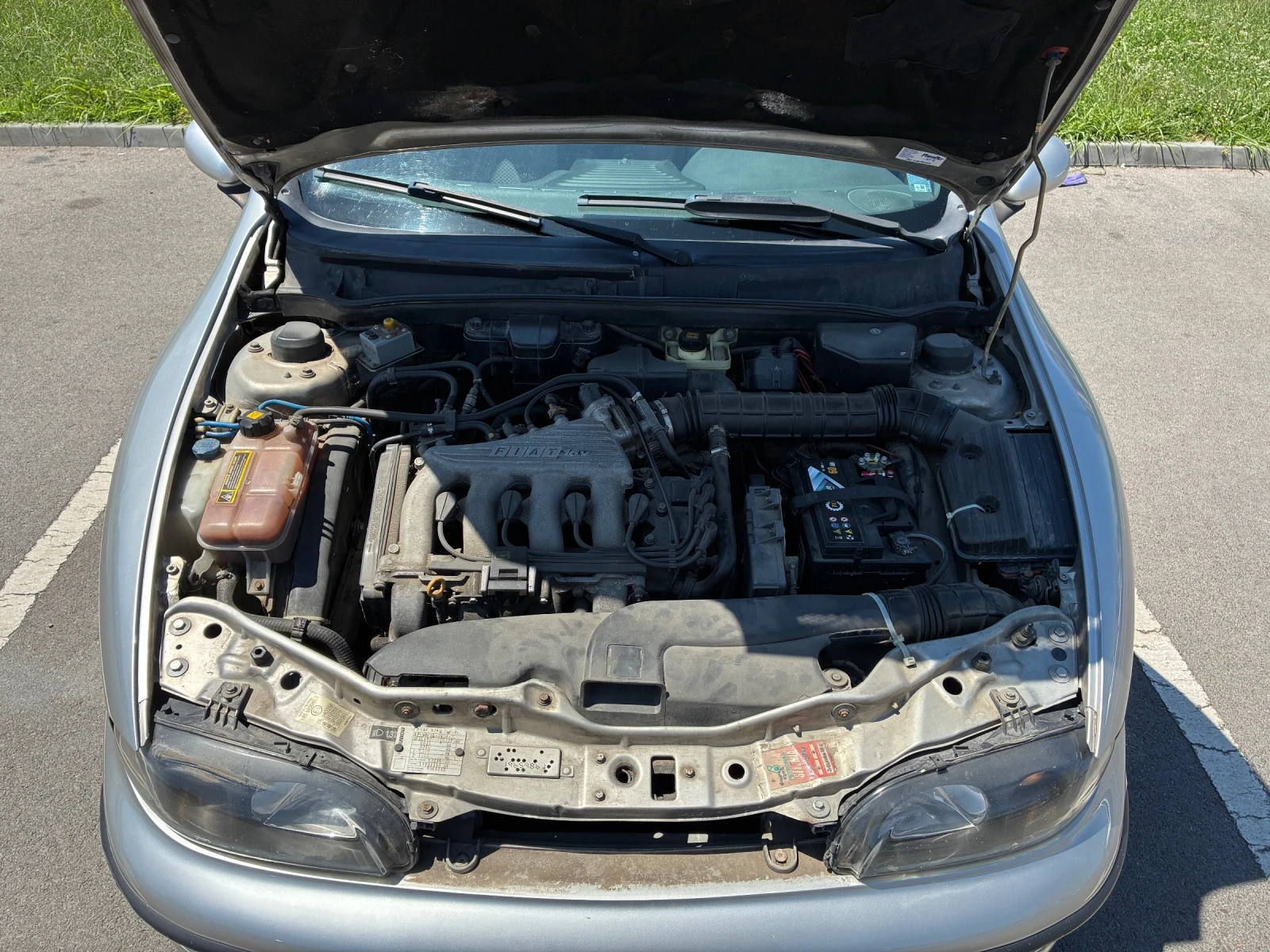 Fiat Marea 1.6 БЕНЗИН 4ВРАТИ КЛИМАТИК РЕГИСТРИРАНА ОБСЛУЖЕНА, снимка 9 - Автомобили и джипове - 55629807