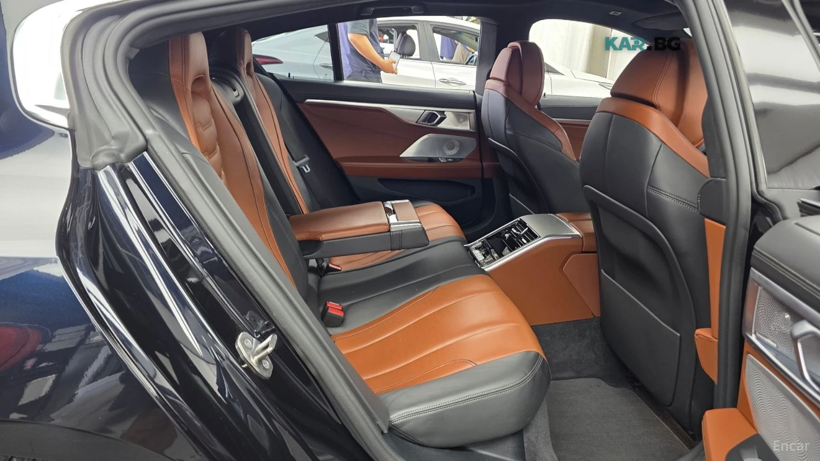 BMW 840 XDRIVE* MSPORT* DISTRONIC* 360* ОБДУХ* B&W* , снимка 10 - Автомобили и джипове - 55942583