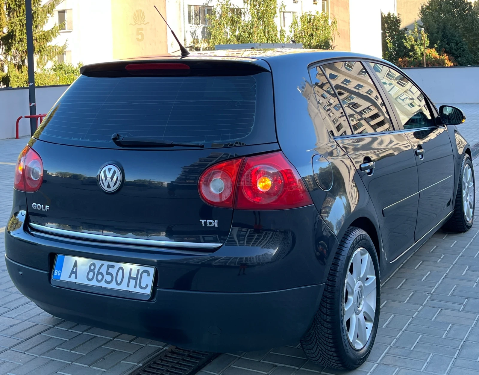 VW Golf 1.9TDI/105/BKC, снимка 7 - Автомобили и джипове - 56024072