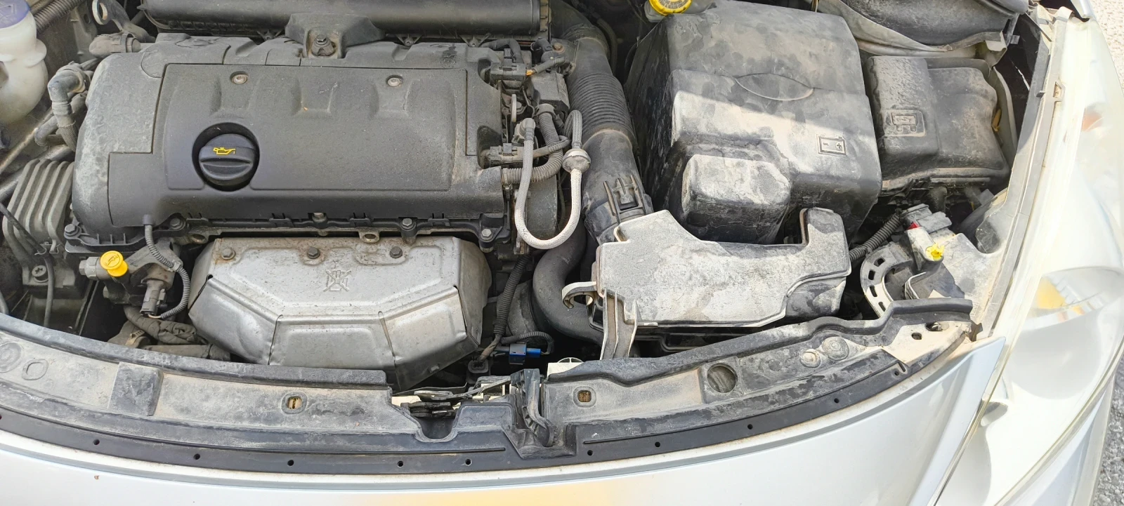 Peugeot 207 SW, снимка 14 - Автомобили и джипове - 56137324