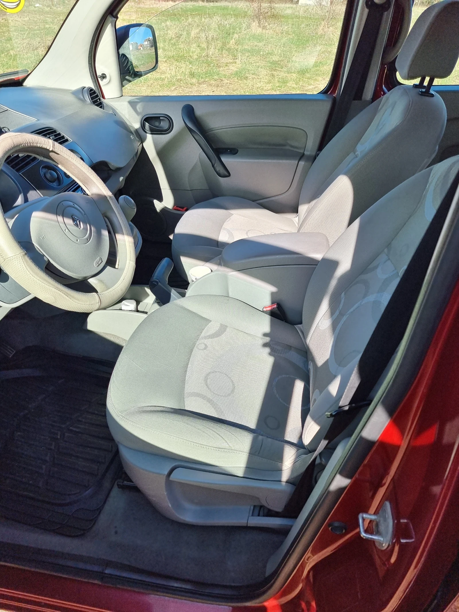Renault Kangoo, снимка 8 - Автомобили и джипове - 56200557