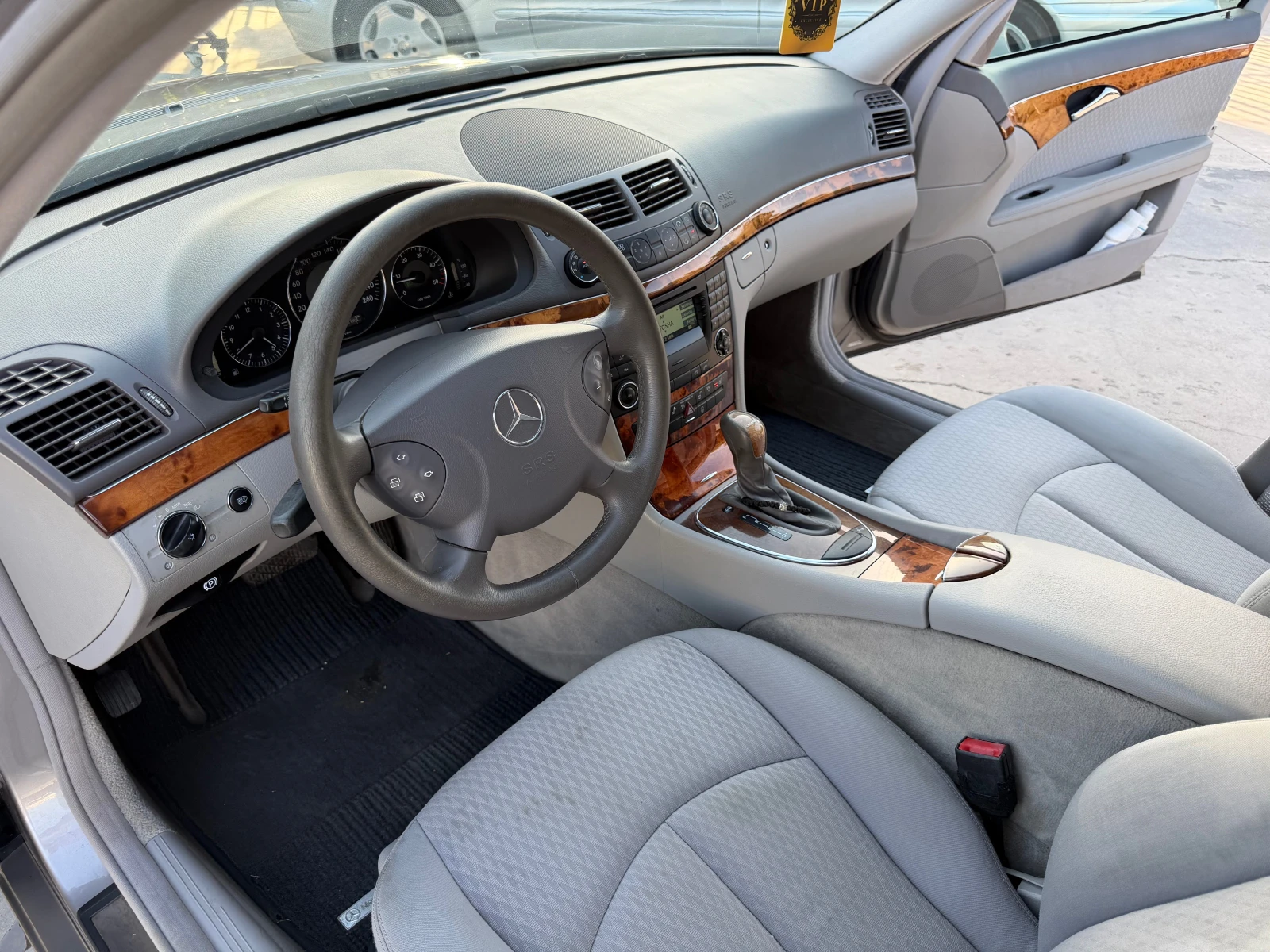 Mercedes-Benz E 320 CDI, снимка 10 - Автомобили и джипове - 56217182
