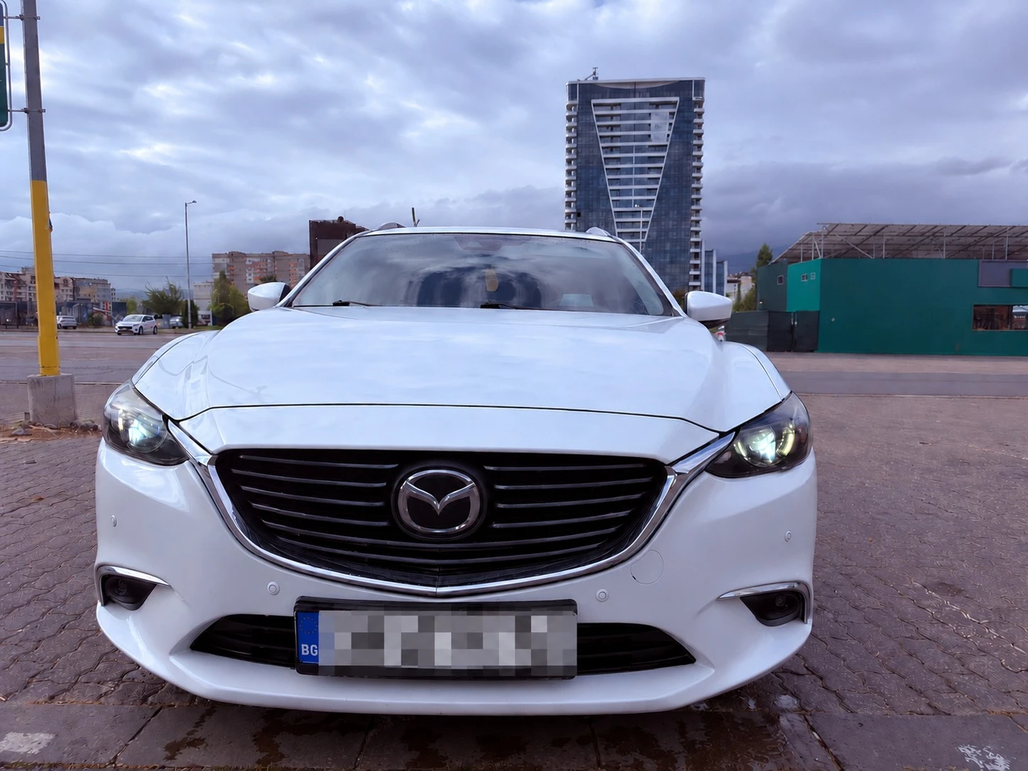 Mazda 6