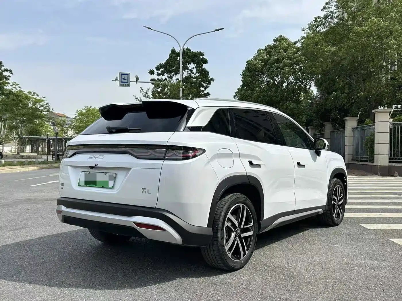 BYD Song L DM-i* 112km Superior* HYBRID* FULL* ������ ����*  | Mobile.bg � ����������� 2