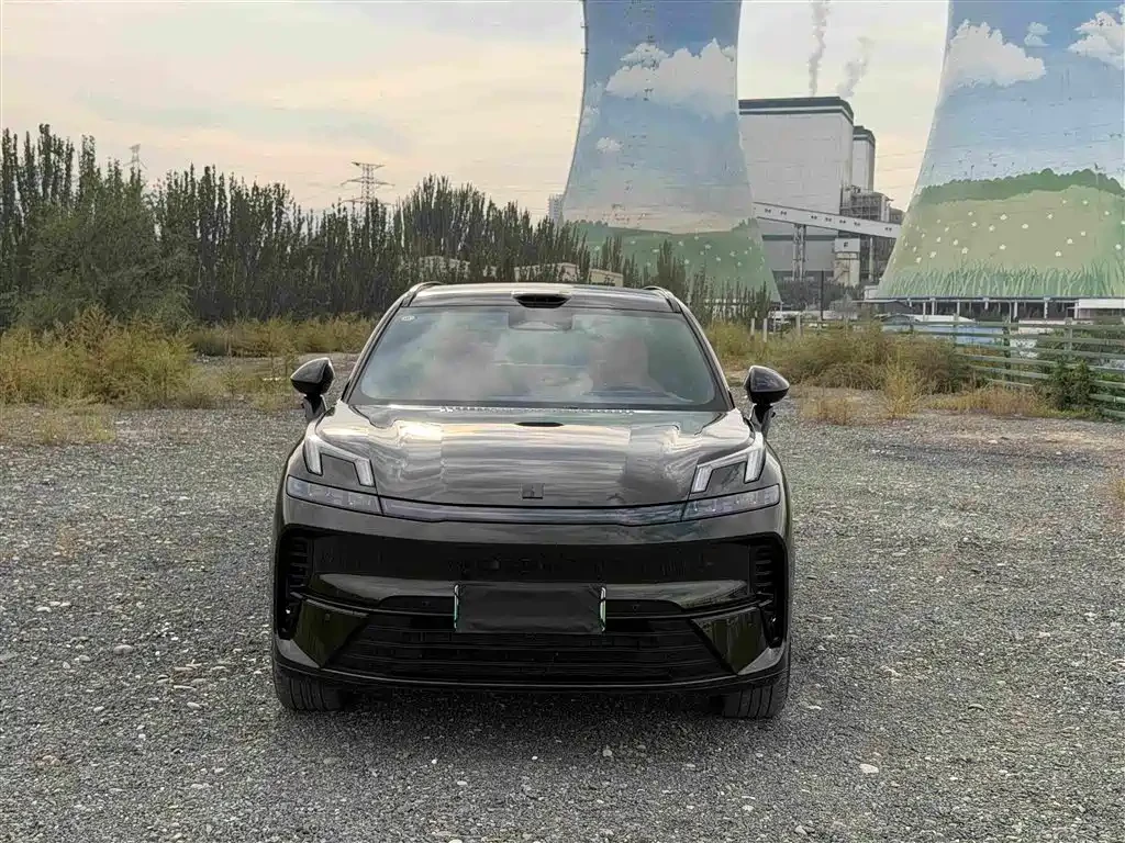 LynkCo 08 EM-P 2026 Model Base Trim, снимка 5 - Автомобили и джипове - 56678135