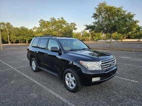 Toyota Land cruiser 5.7 V8 * AWD * Камера * Сервизна История * , снимка 2