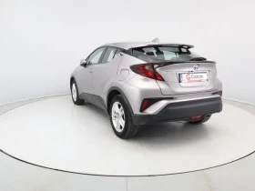 Toyota C-HR, снимка 9