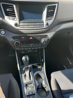 Hyundai Tucson 2.0 CRDI 4x4 Automatic , снимка 13