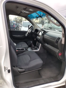 Nissan Navara 2.5 дизел, снимка 12