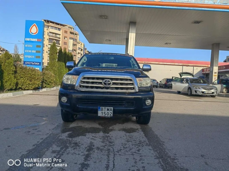 Toyota Sequoia 5.7i FlexFuel V8 Platinum, снимка 3 - Автомобили и джипове - 47142015