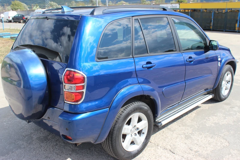 Toyota Rav4 2.0 D4D 116к.с ТОП, снимка 5 - Автомобили и джипове - 47122738