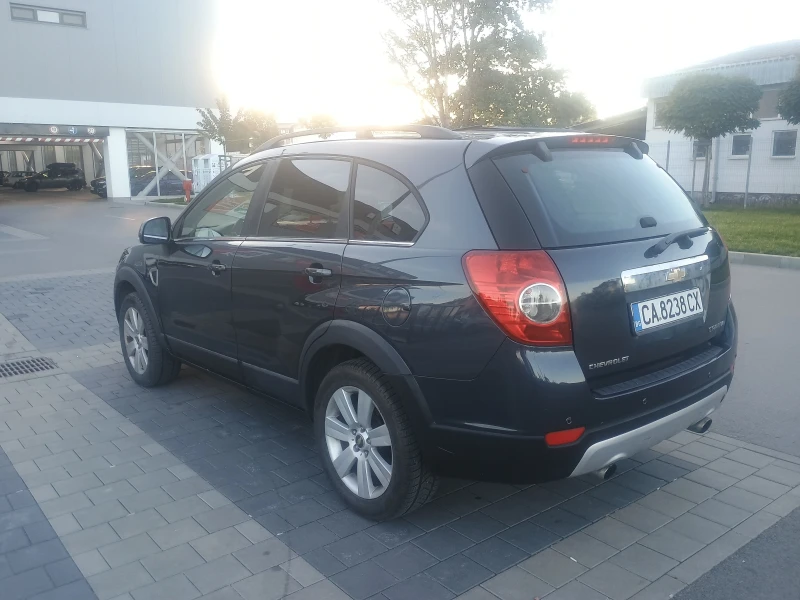 Chevrolet Captiva, снимка 6 - Автомобили и джипове - 47637218