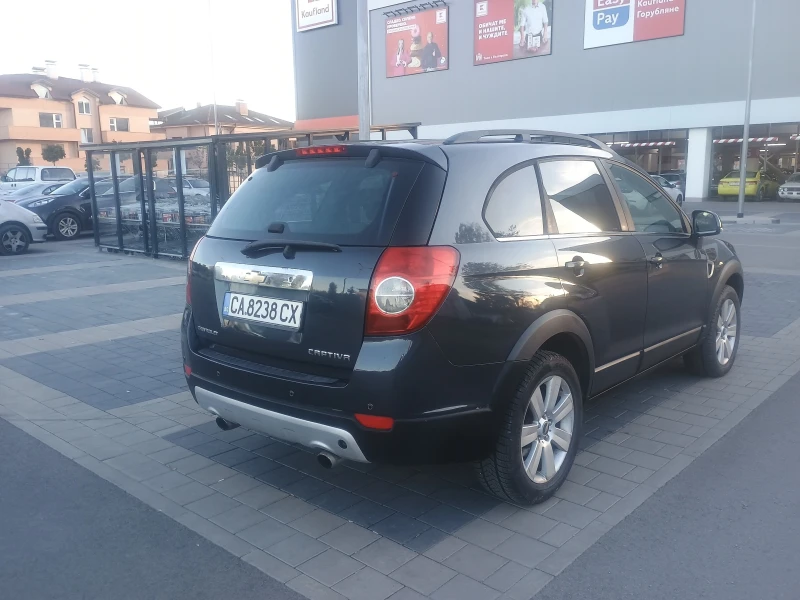 Chevrolet Captiva, снимка 5 - Автомобили и джипове - 47637218