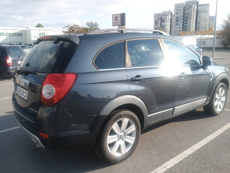 Chevrolet Captiva, снимка 3 - Автомобили и джипове - 47563234