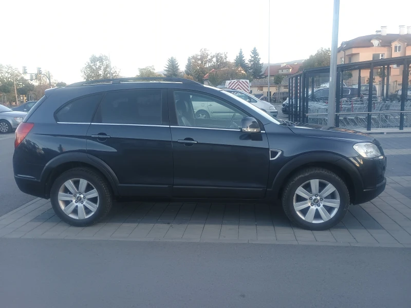 Chevrolet Captiva, снимка 4 - Автомобили и джипове - 47637218