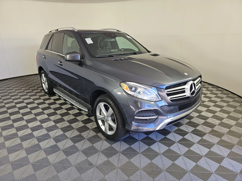 Mercedes-Benz GLE 350 4matic* Пано* подгряване* Harman Kardon* CarPlay, снимка 1 - Автомобили и джипове - 47589231