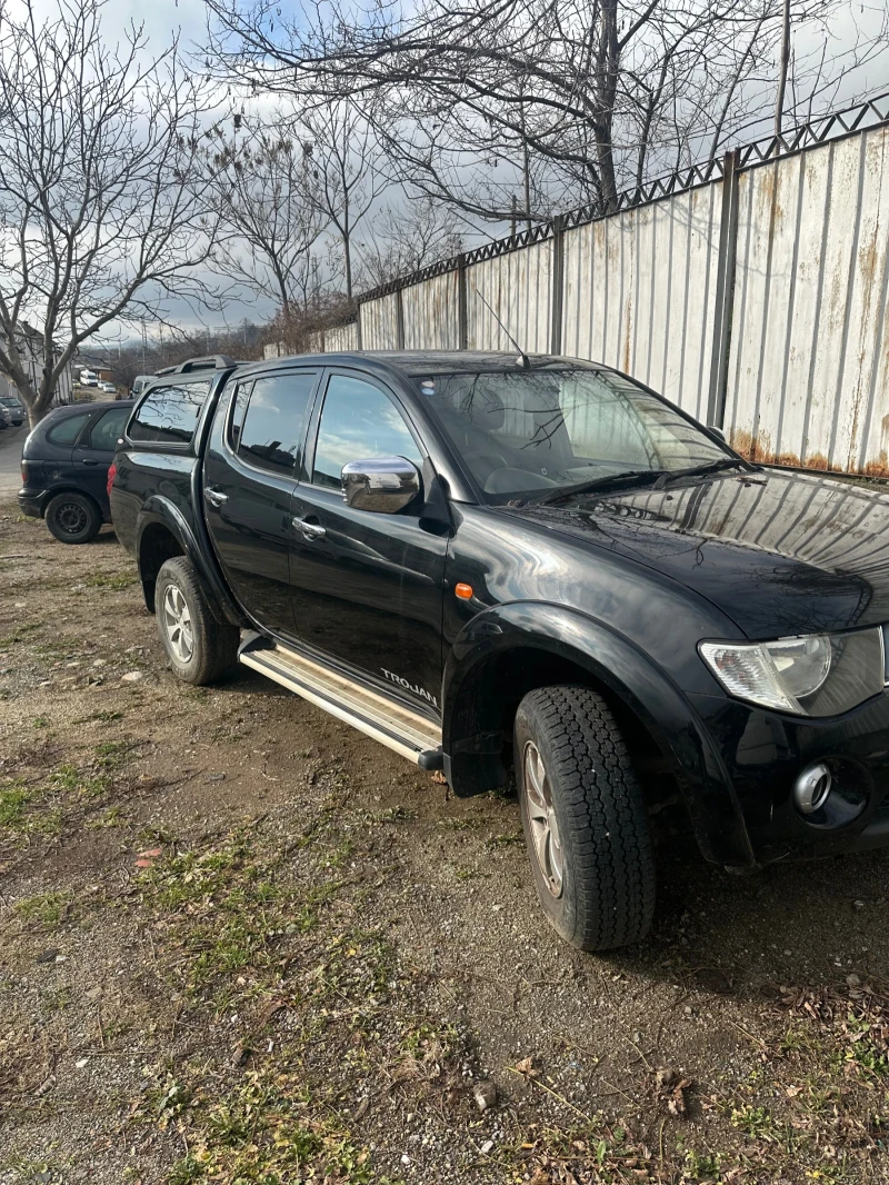 Mitsubishi L200 Trojan, снимка 2 - Автомобили и джипове - 48307476