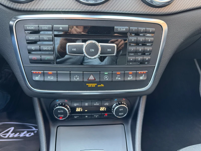 Mercedes-Benz GLA 220 CDI#4MATIC#NAVI#CAMERA#ПОДГРЕВ#189ТКМ, снимка 15 - Автомобили и джипове - 51853111