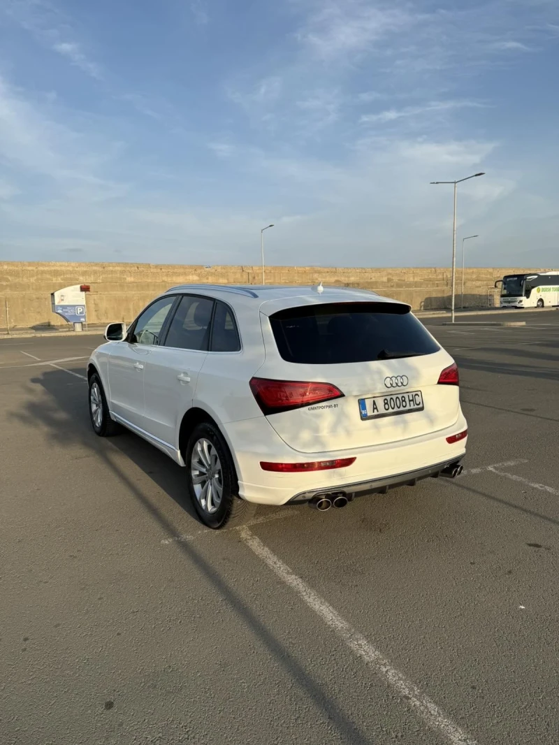 Audi Q5, снимка 8 - Автомобили и джипове - 52297761