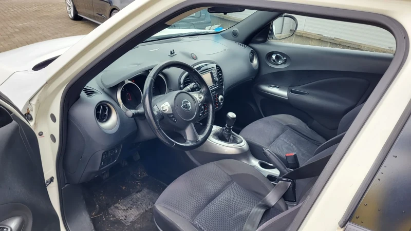 Nissan Juke 1.5DCI-110 NAVI* KEYLESS * PODGREV, снимка 10 - Автомобили и джипове - 53244165