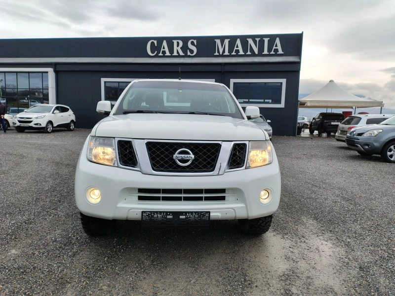 Nissan Navara 2.5 дизел, снимка 2 - Автомобили и джипове - 53291348
