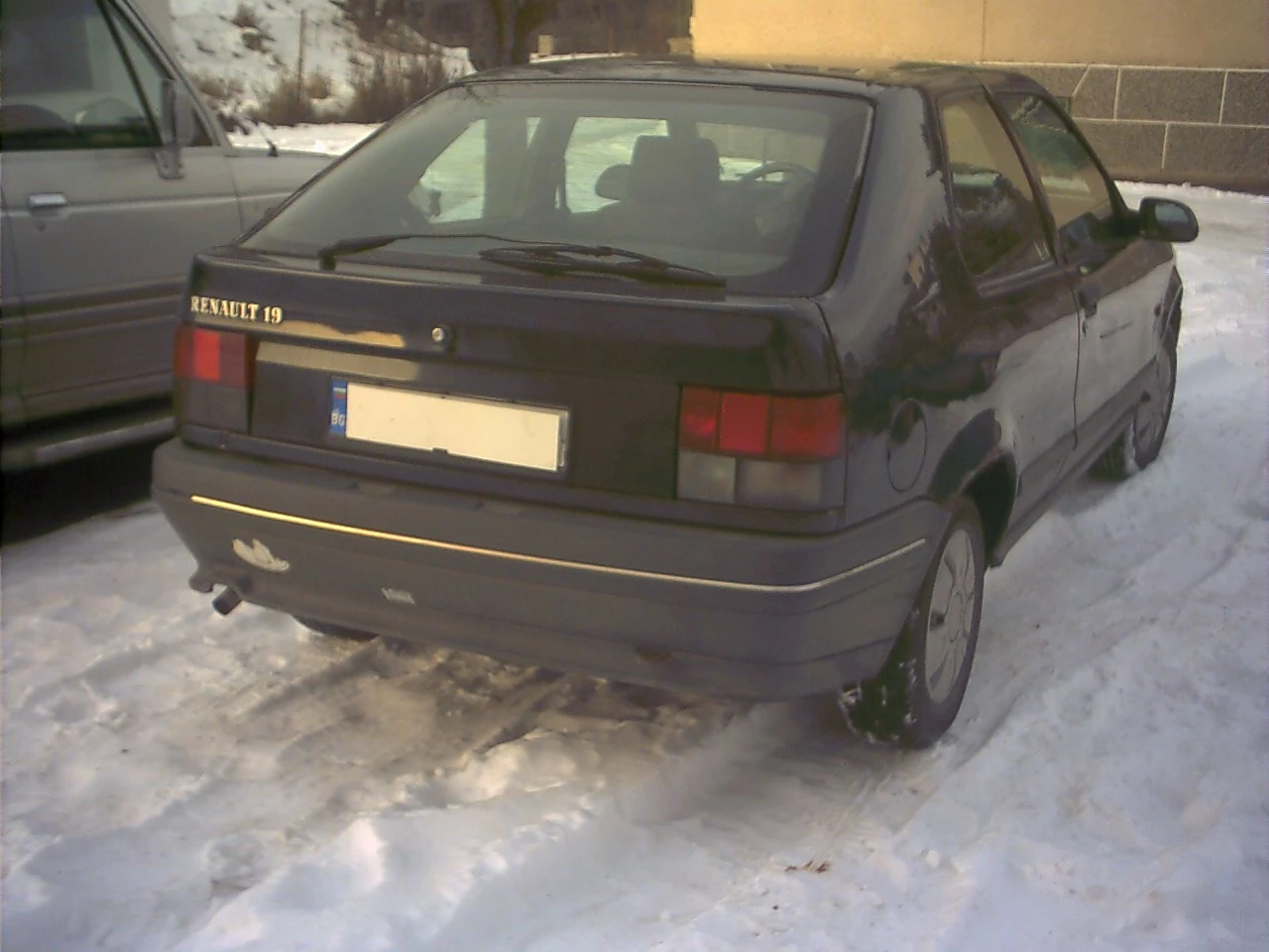 Renault 19 1.4I САМО НЯКОЙ ЧАСТИ - изображение 9