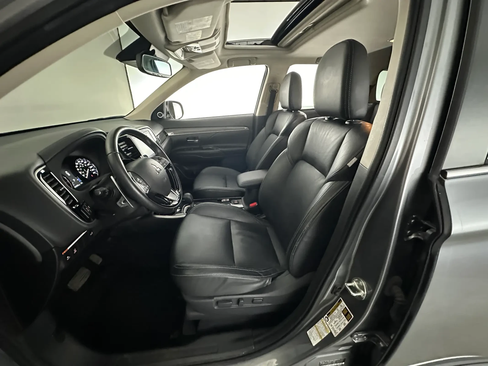 Mitsubishi Outlander GT 360CAM* BLINDSPOT* ПОДГРЕВ* KEYLESS* CARPLAY*  - изображение 7