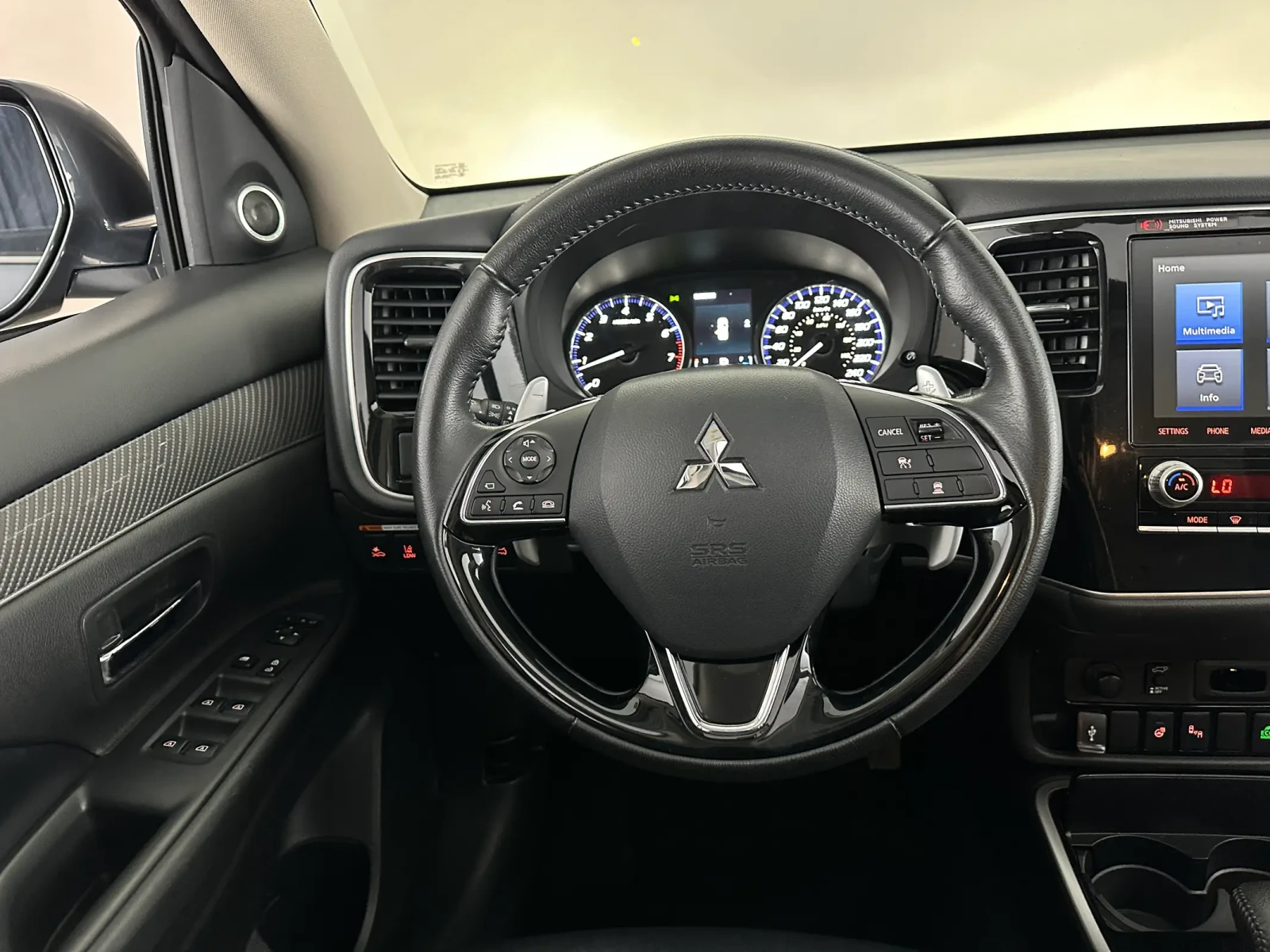 Mitsubishi Outlander GT 360CAM* BLINDSPOT* ПОДГРЕВ* KEYLESS* CARPLAY*  - изображение 10