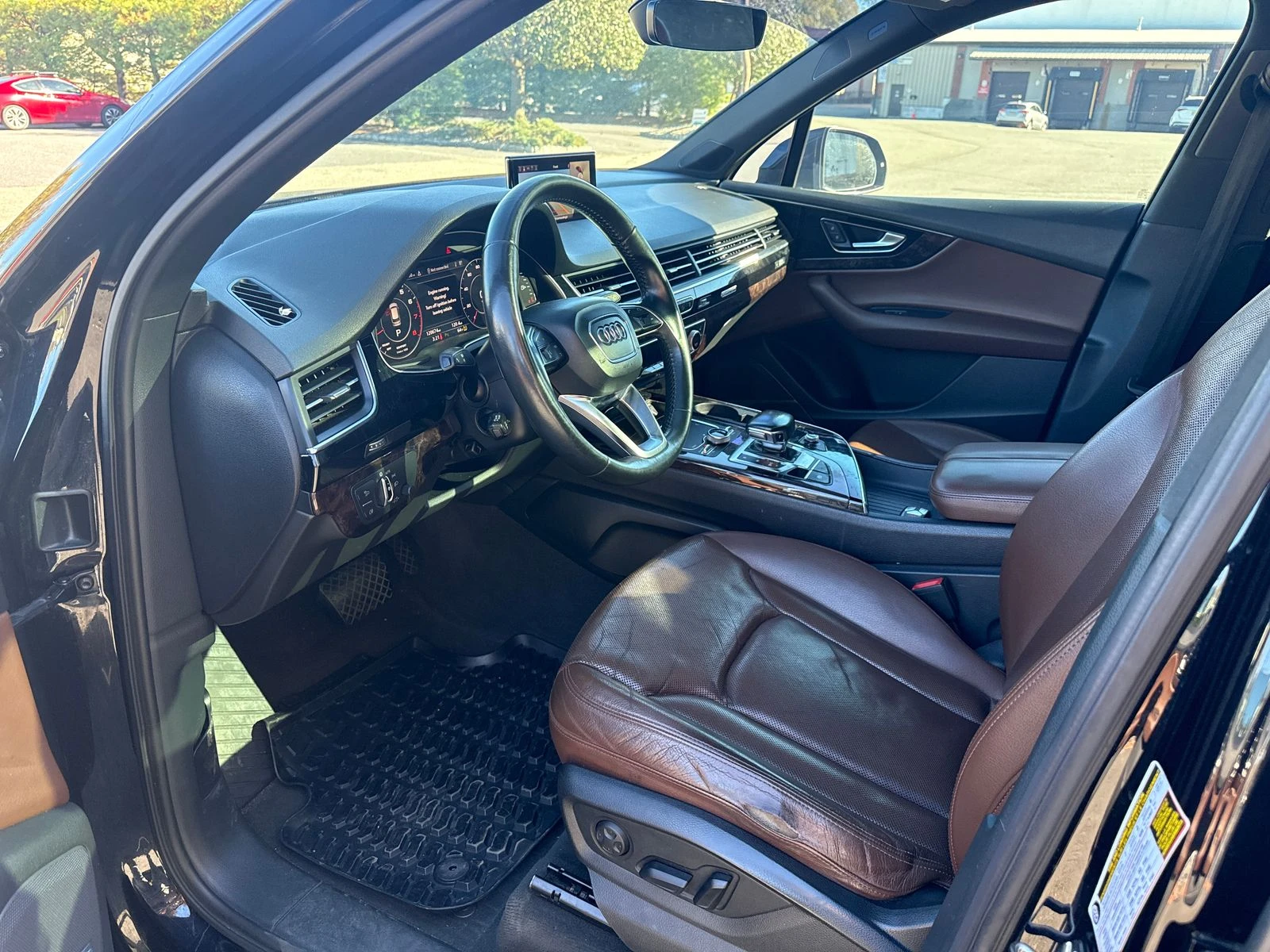 Audi Q7 PREMIUM PLUS* DISTRONIC* MATRIX* ДИГ.ТАБЛО* BOSE - изображение 6