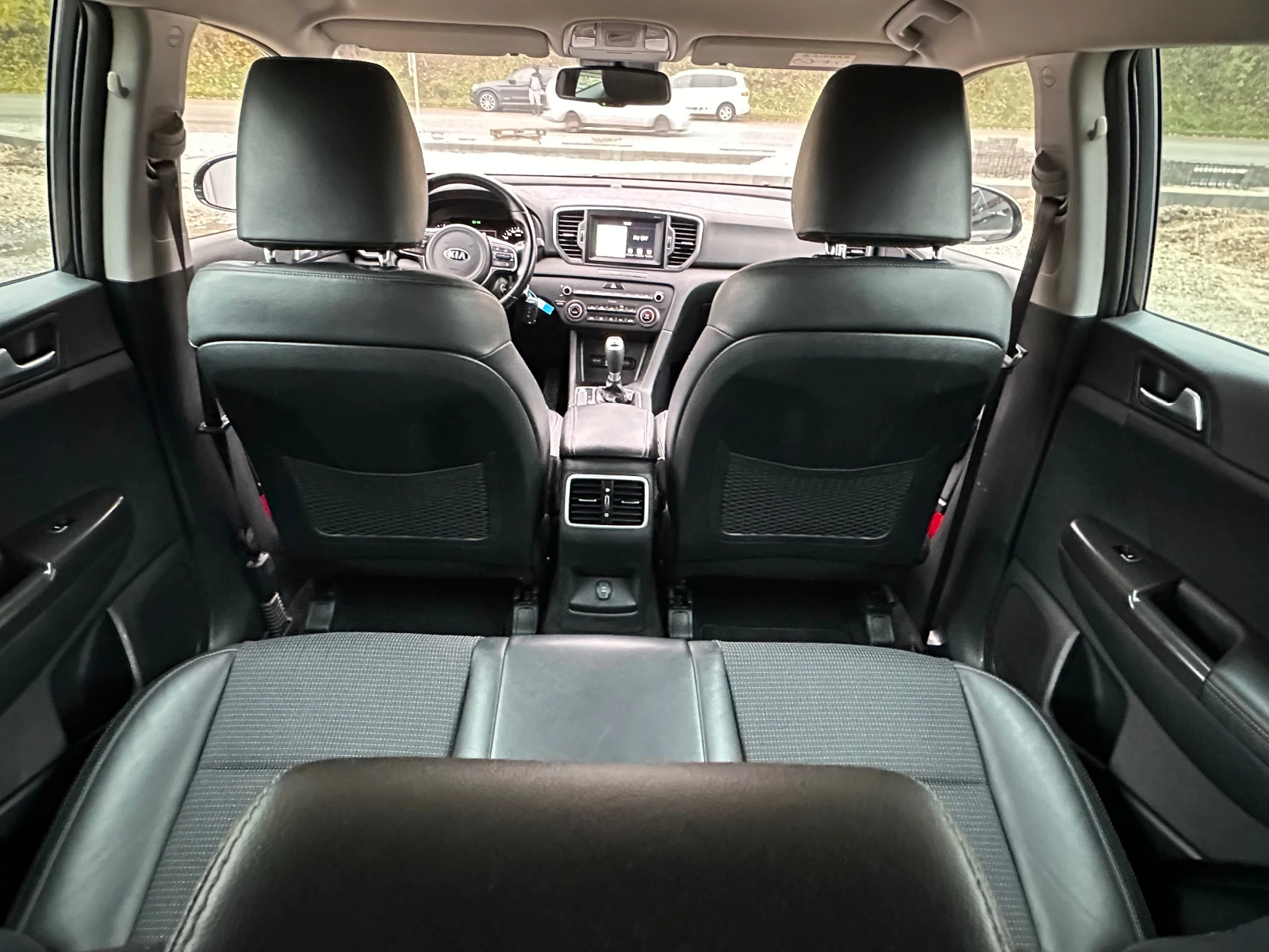 Kia Sportage 1.7CRDI* LED* NAVI* TOP* EVRO6 - изображение 9