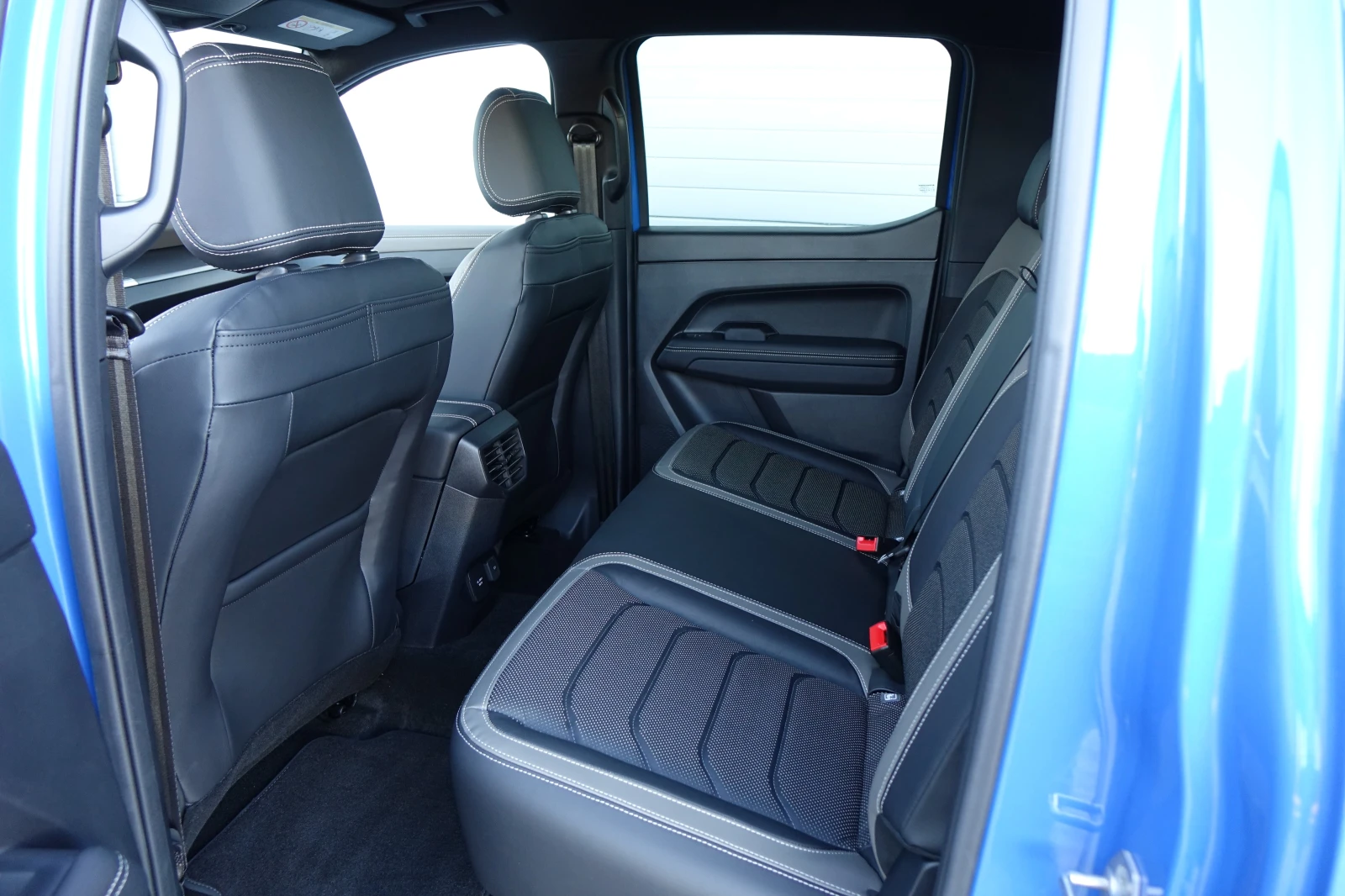 VW Amarok AVENTURA* IQ HD MATRIX* HEAD UP* 360!!! | Mobile.bg � ����������� 17