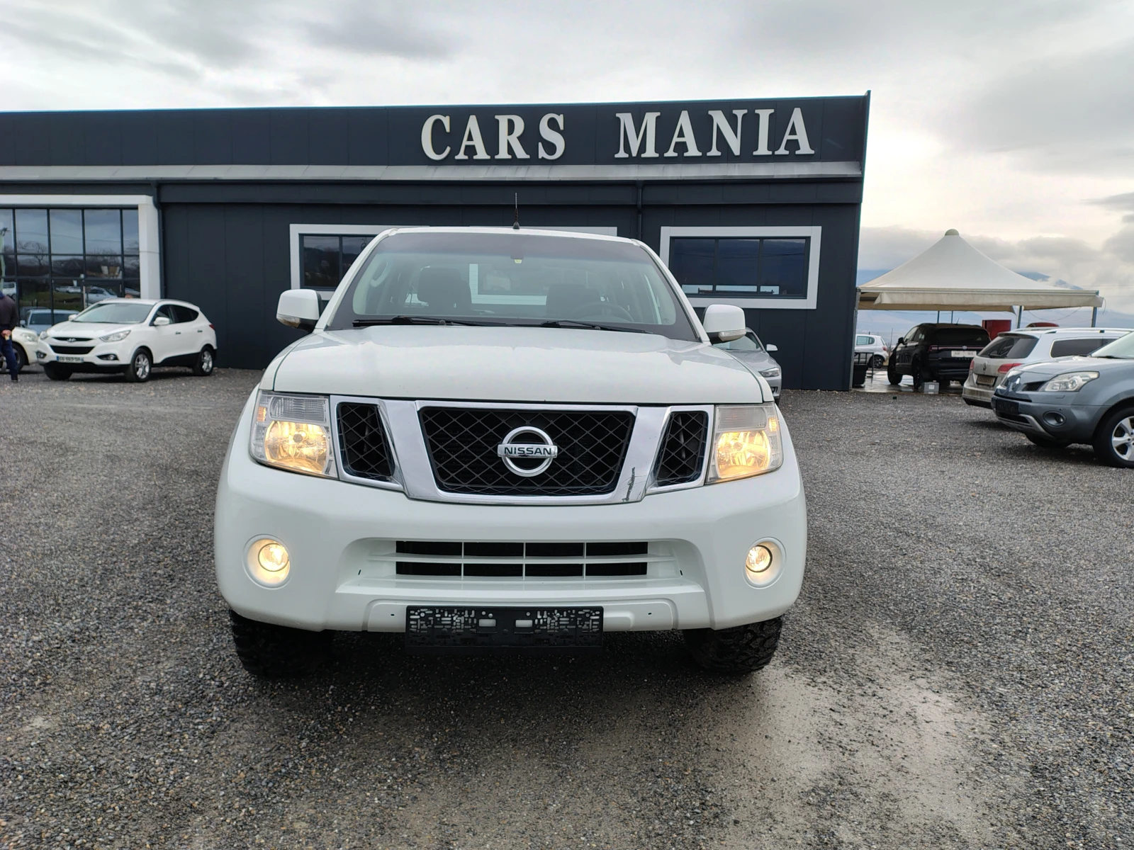 Nissan Navara 2.5 дизел - изображение 2