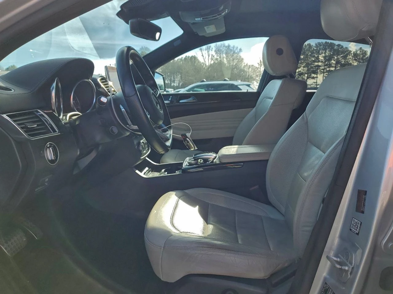 Mercedes-Benz GLE 450 AMG 4MATIC| HARMAN/KARDON| HEAD UP| KEYLESS| PANO - изображение 7