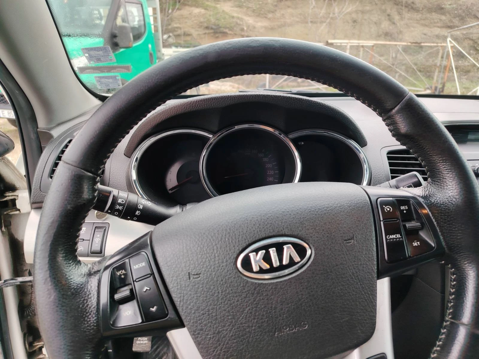 Kia Sorento undefined | Auto.bg — изображение 1