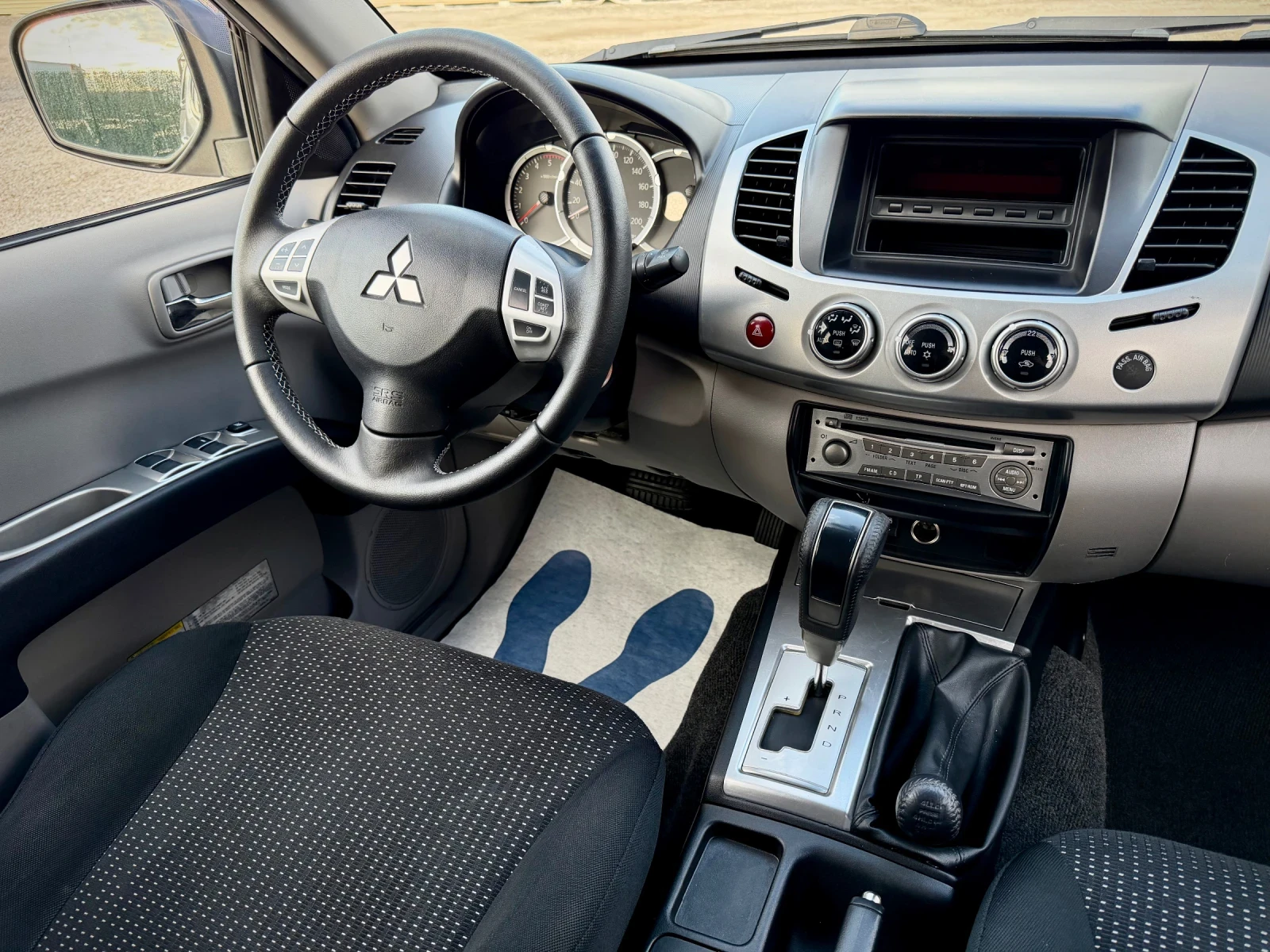 Mitsubishi L200 2.5 DI-D* FACELIFT* HARDTOP* SUPERSELECT, снимка 10 - Автомобили и джипове - 54597134